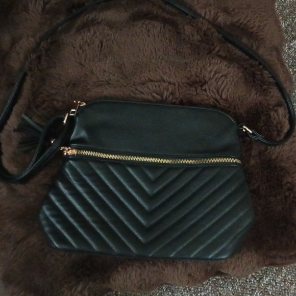 Handbags - Elegant Black Quilted Crossbody Bag Deer Print Interior Like New Gold Accents